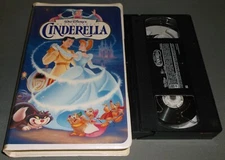 Walt Disney Masterpiece Cinderella Animated Home Video VHS Tape Clamshell 5265