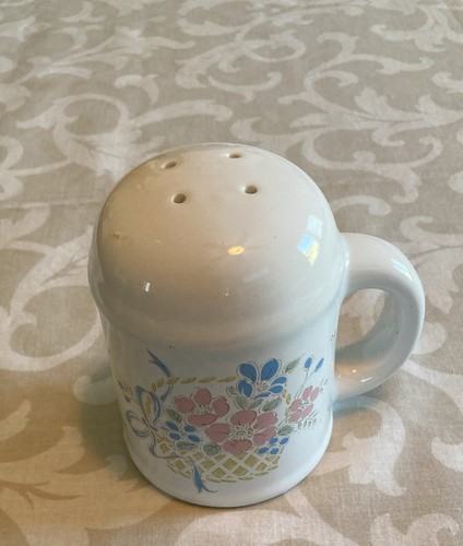 Vintage Large Salt and Pepper Shakers - Picture 2 of 3
