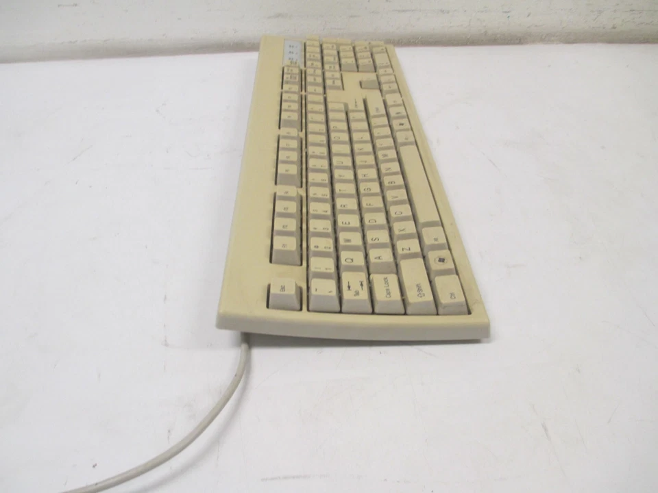 Vintage Chicony KB-2961 Wired PS/2 Keyboard Beige - Image 3 of 4