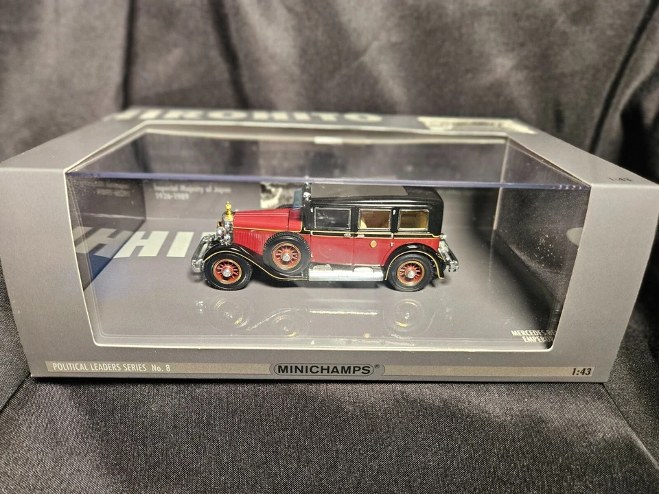 Paul's Model Art Mercedes-Benz 770K Emperor Hirohito escala 1:43 Inv. #3662 - Imagem 2 de 4