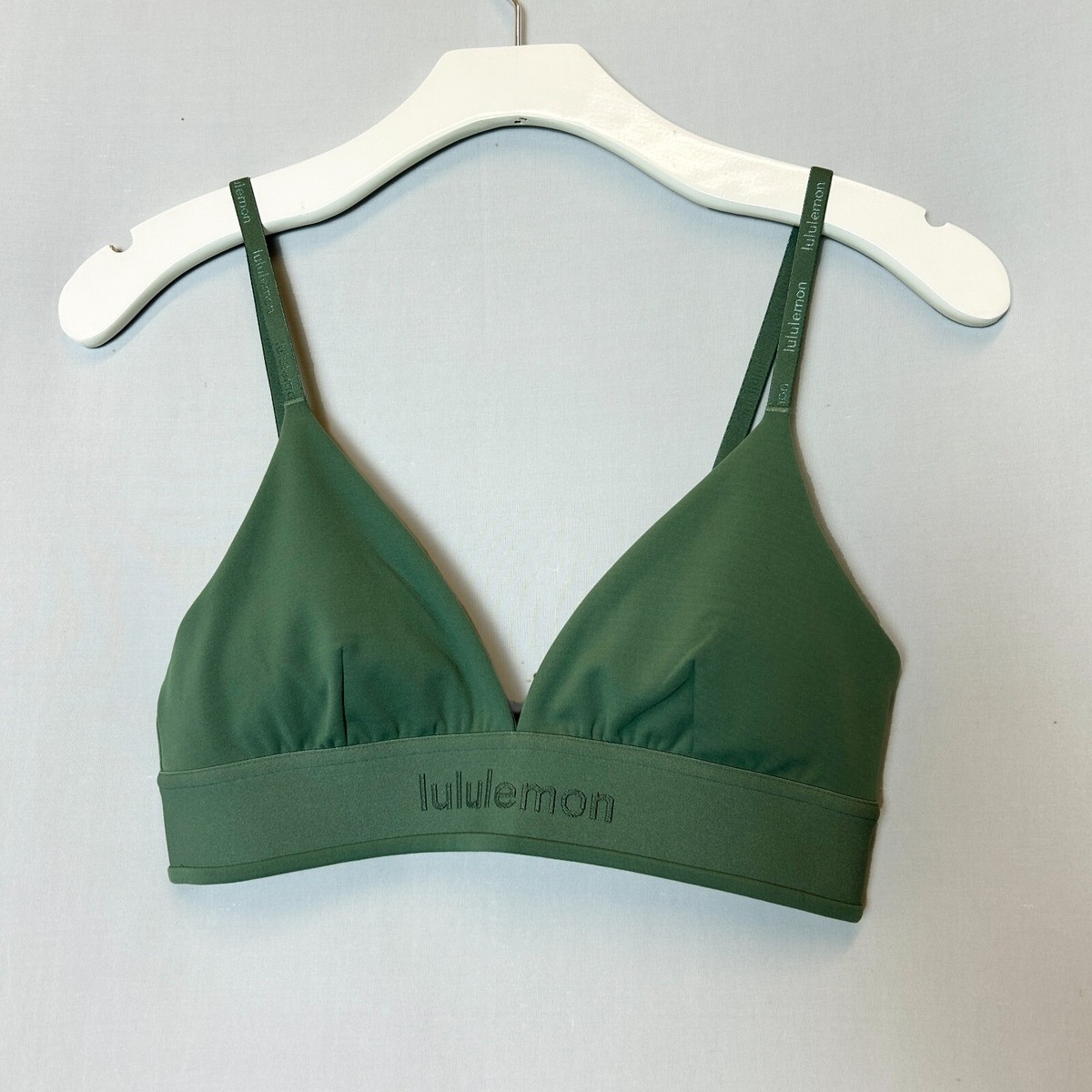 lululemon - lululemon Bra オンライン限定 size：6 Lululemon Bra Womens 6 A/B Green License to Train Triangle