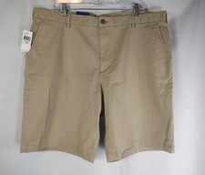 IZOD Flat Front Tan Khaki Shorts Men  s Size 40 Waist With Tags