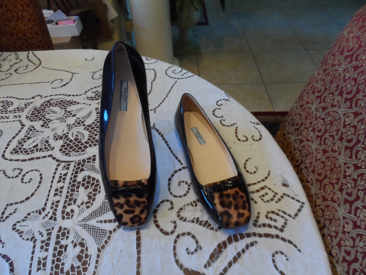 靴 Prada Unborn Calf Flats 37 Prada Black Patent Leather Ballet Flats w/AnimalPrint Pony Hair