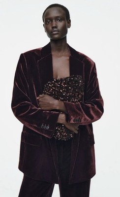 COS Clutch Oversized Clutch mit Paillettenrahmen in der Presse makellos
