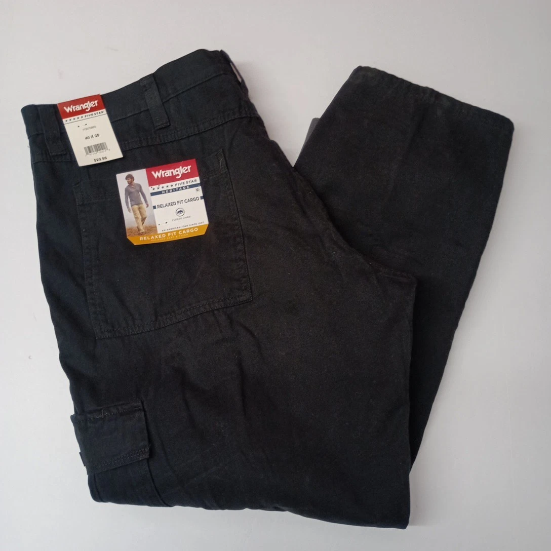 Wrangler NEW Men's Fleece Lined Relaxed Fit Cargo Pants Size 40x30 Black