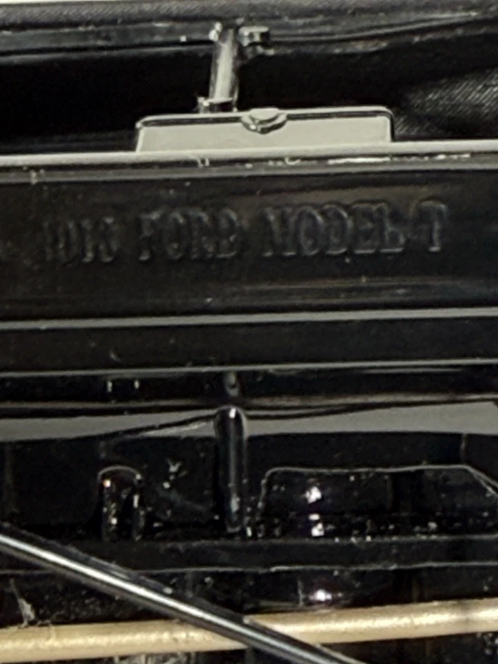 Franklin Mint 1913 Ford Model T Black 1:16 Diecast - Image 3 of 4