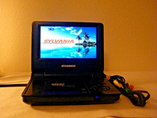    GENUINE SYLVANIA PERSONAL DVD PLAYER WITH AC ADAPTER SDVD7014   
