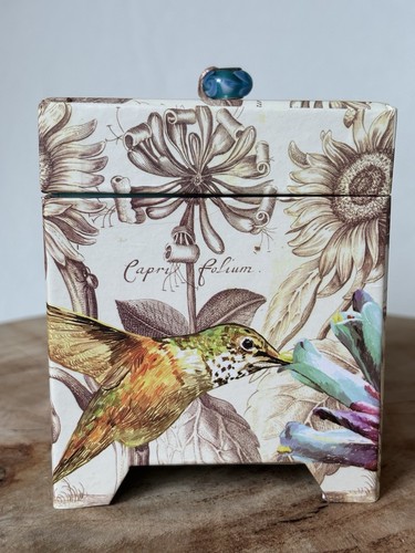 Pier 1 Imports Cardboard Hummingbirds / Flowers Trinket Box W/ Lid & Glass Bead - Picture 4 of 12