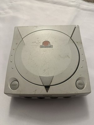 Sega Dreamcast White Console Only FOR PARTS OR REPAIR HKT-3020 AS-IS