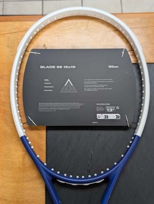 【美品】Wilson BLADE 98 16X19 V8　3本 Wilson Blade 98 v8 (16x19) Review - All Things Tennis ltd