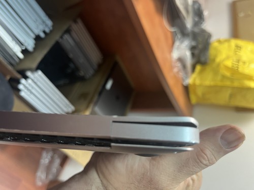 Genuine Late 2019 Apple MacBook Pro A2141 16" Screen. Silver. Cosmetic "B". - Afbeelding 5 van 13