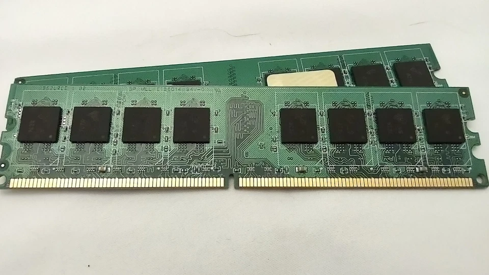 4GB (4x1GB) DDR2-667 Non-ECC 240-pin PC2-5400 Desktop Memory SDRAM - Image 3 of 3