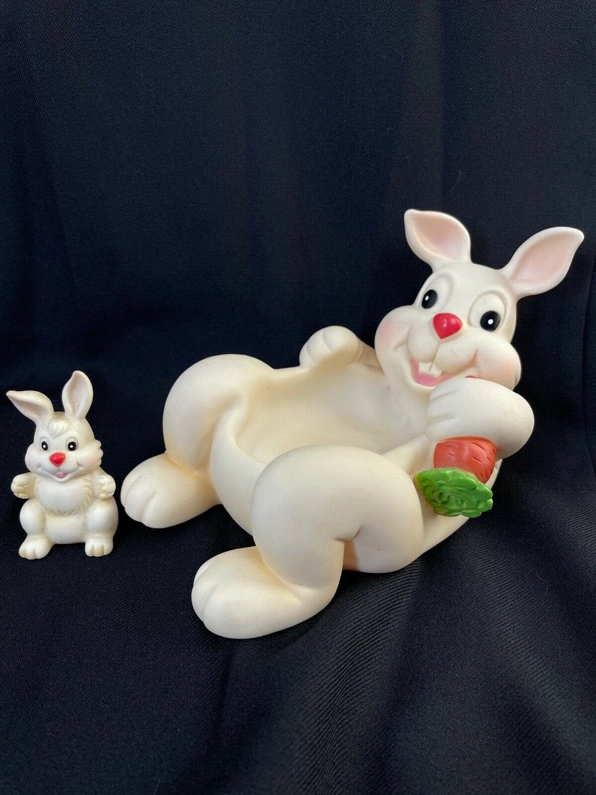 Floating rubber soap holder High order Bunny bonus with mart carrot eating rabbi