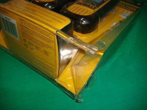 DEWALT DXFRS800 22-Channel Two Way Radio Walkie Talkies - Zdjęcie 5 z 5