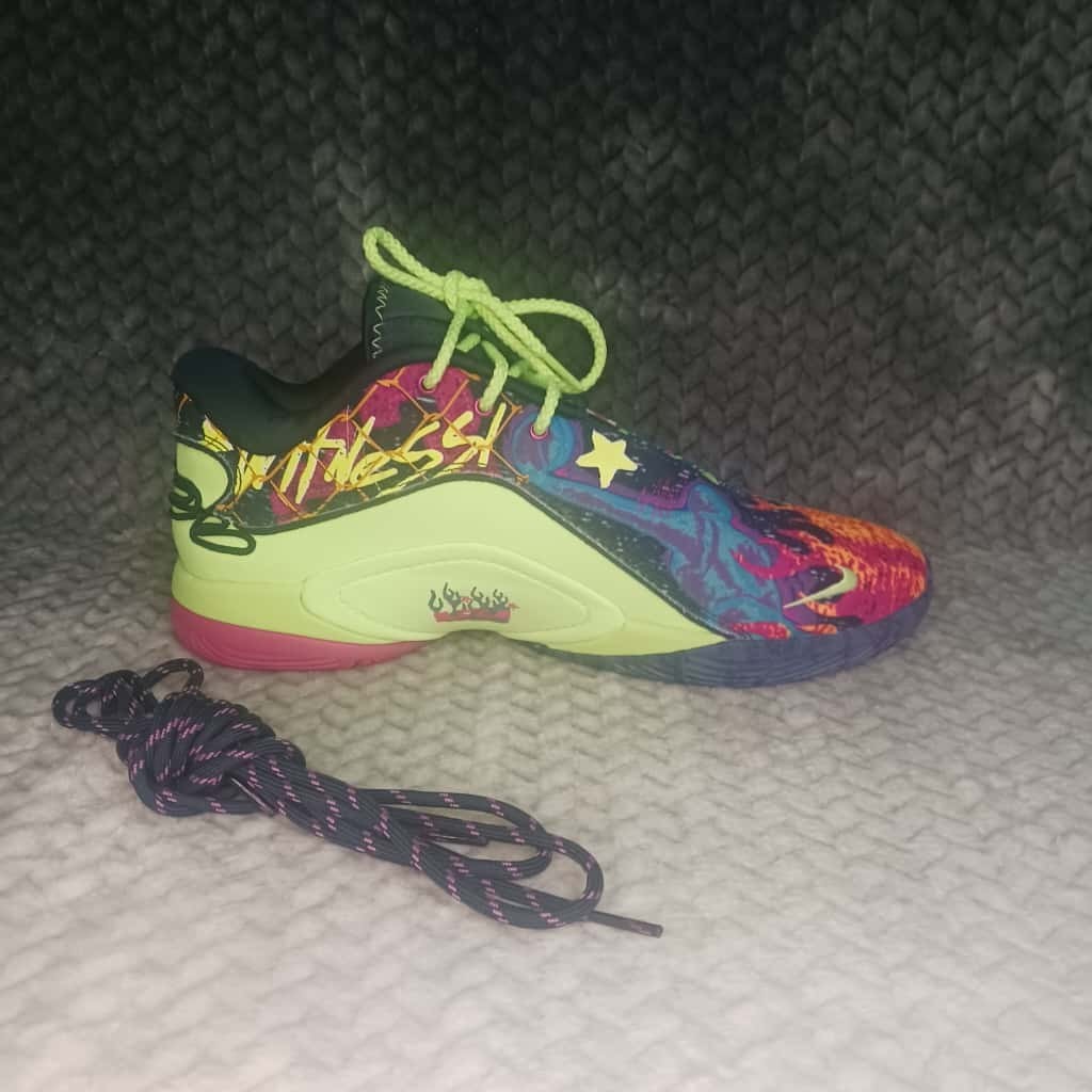 Nike LeBron 22 Bryce display picture 3