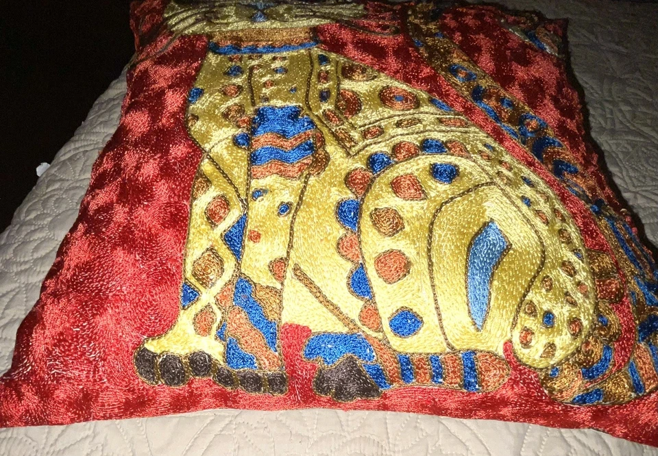 Abstract Art Cat Embroidered Throw Pillow Cover • Case Only• 18x18 Hand Made - Image 3 of 4