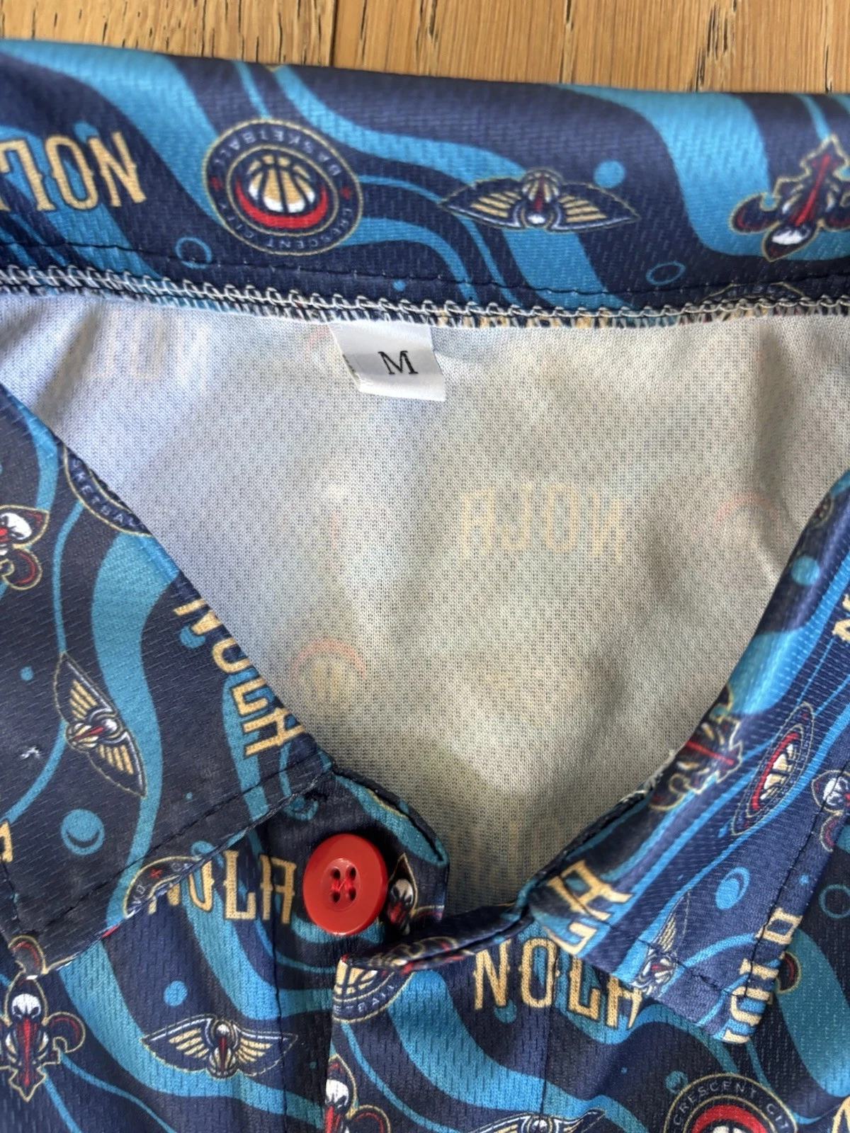 New Orleans Pelicans Button Down Hawaiian Shirt NBA Size Medium M