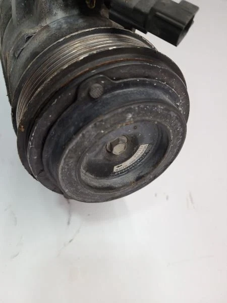 2011-2015 LINCOLN MKX 3.5L AC Compressor - Image 2 of 4