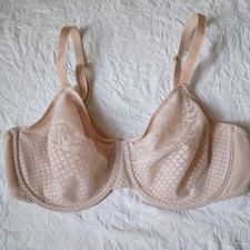 Wacoal Underwire Bra Size 36D Beige Lace Back Closure