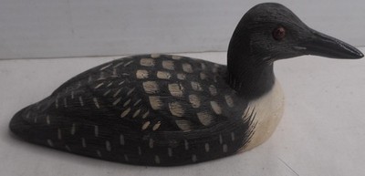 1985 Hand Painted Common Loon Resin Duck Decoy Signed by artist 5.5'' L x 2'' Wide