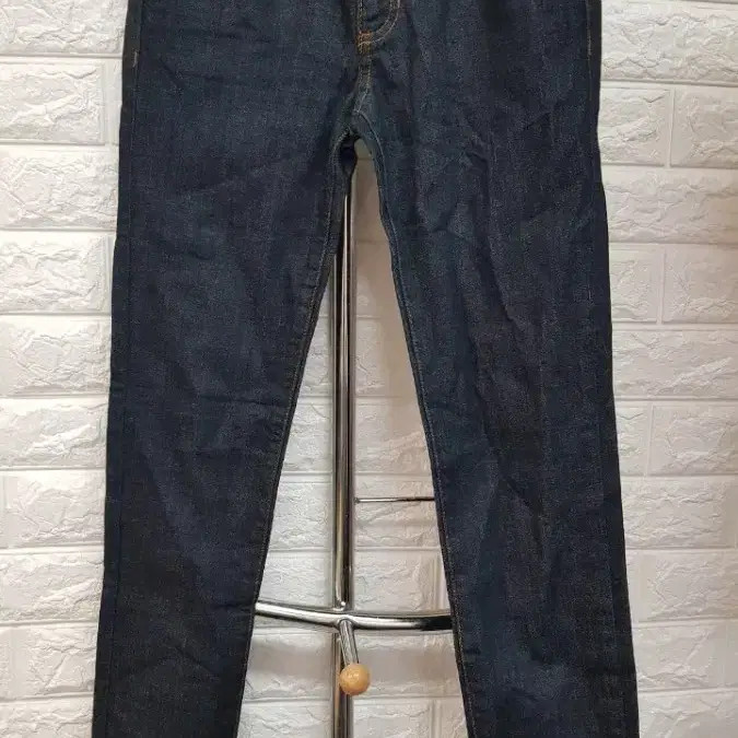 Lacoste Dark Blue Jeans for Women thumbnail 5