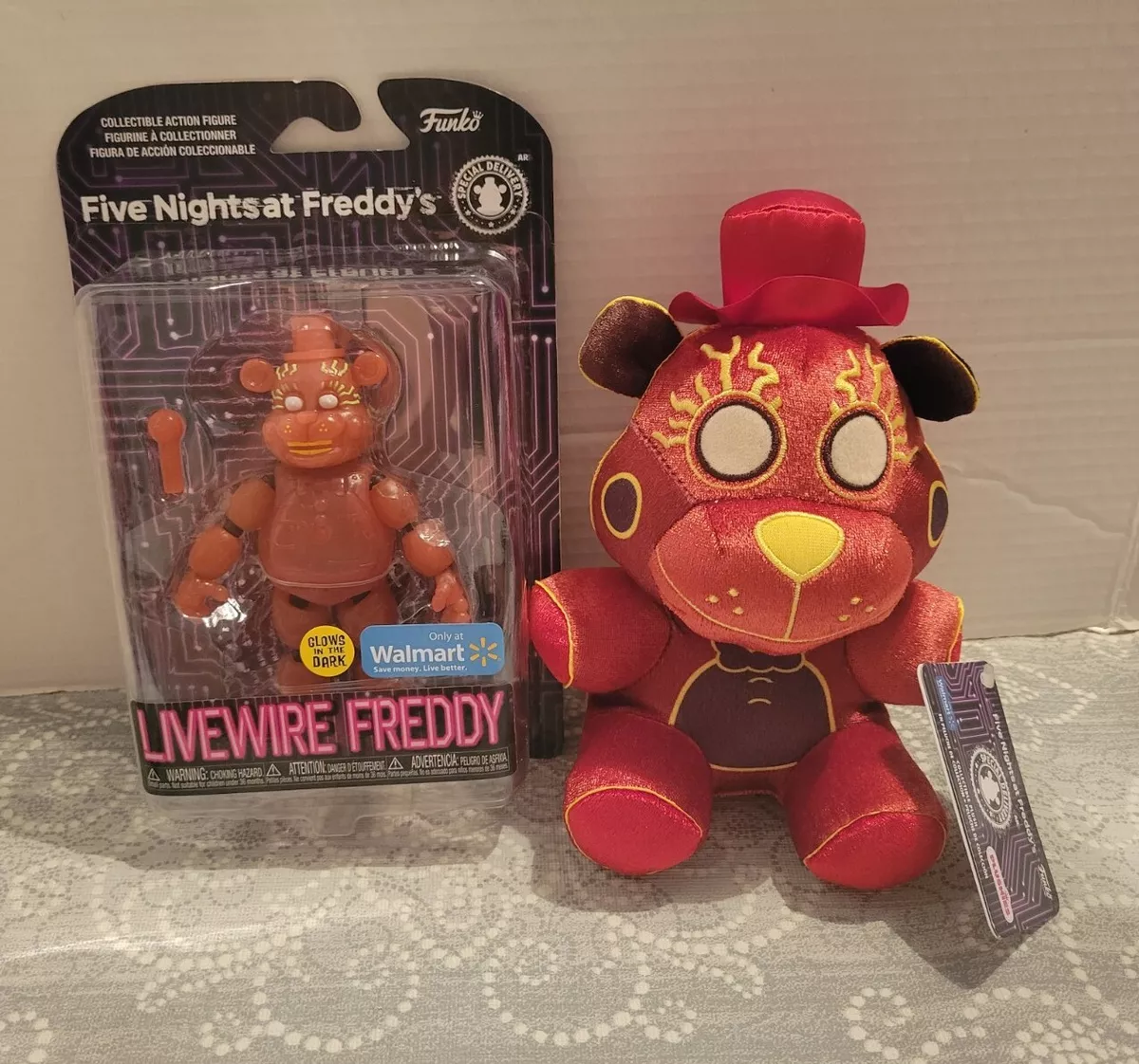 FUNKO Five Nights @ Freddy's FNAF Animatronic Plush Bear Glowing