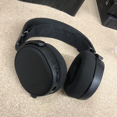SteelSeries Arctis 3 Console Edition Wired Stereo Gaming Headset NO CABLE (READ)