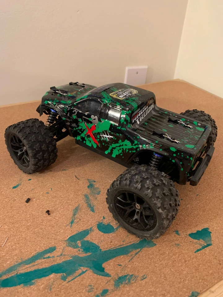 HAIBOXING 1:18 Scale All Terrain RC Car 18859, 36 KPH High Speed 4WD (USED) - Image 4 of 4
