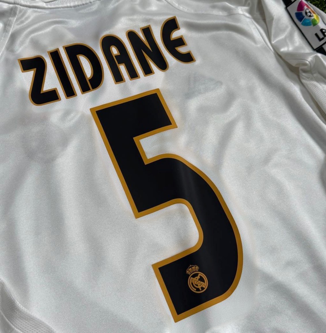 Zidane - Real Madrid 2004 2005 Official Long Sleeve Jersey Shirt