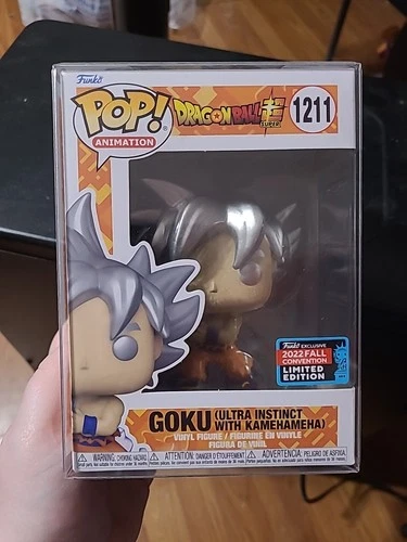 Funko Pop! Vinyl: Dragon Ball - Goku (Ultra Instinct With Kamehameha) #1211