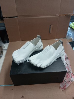 Peluva Miami Womens White Casual Minimalist Shoes Size US 7