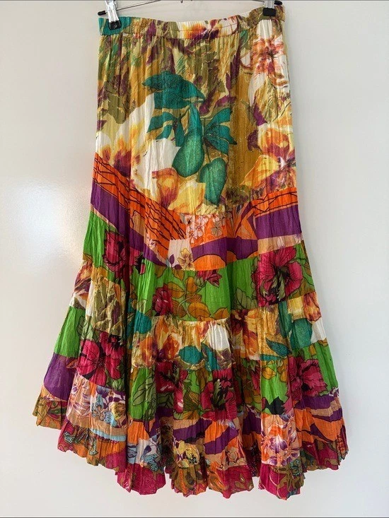 Vintage ETC Floral Maxi Skirt Women’s Medium Tiered Cotton Patchwork Boho
Opens in a new window or t