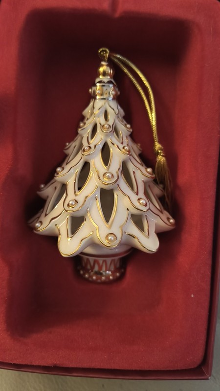 LENOX "Florentine & Pearl Tree" Porcelain Christmas Ornament
