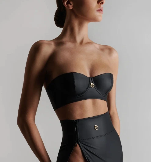 Sujetador sin tirantes Maison Close Chambre Noire Bustier cuero sintético mate talla 34B Foto 3 de 4