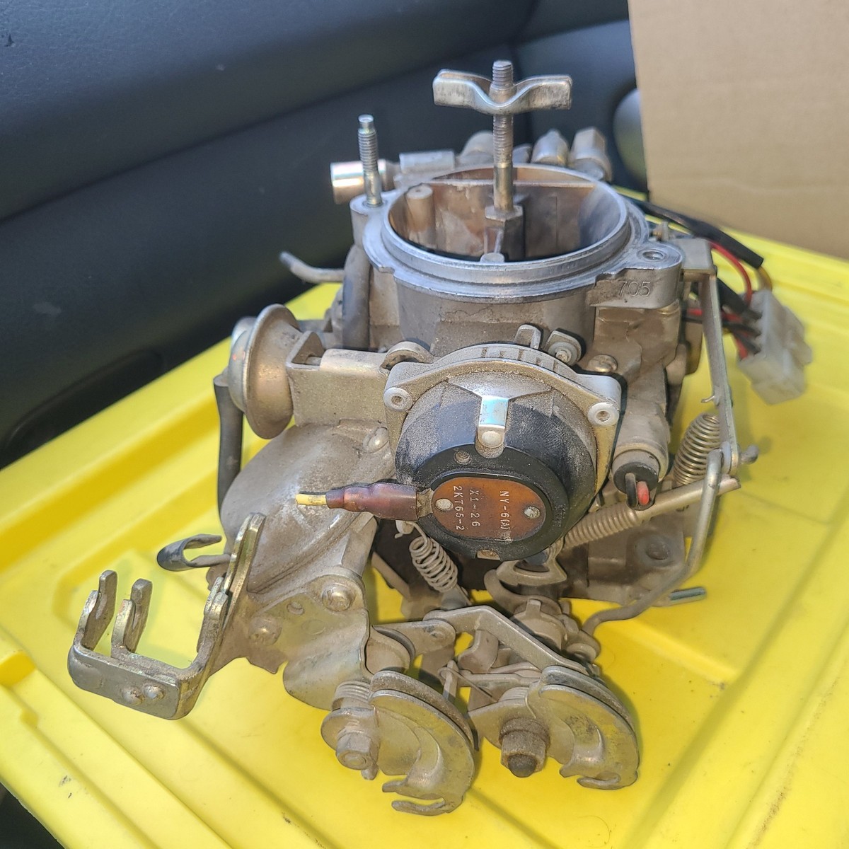 MAZDA B2000/B2200 CARBURETOR 1986-1991 MAZDA B2200 B2000 OEM USED