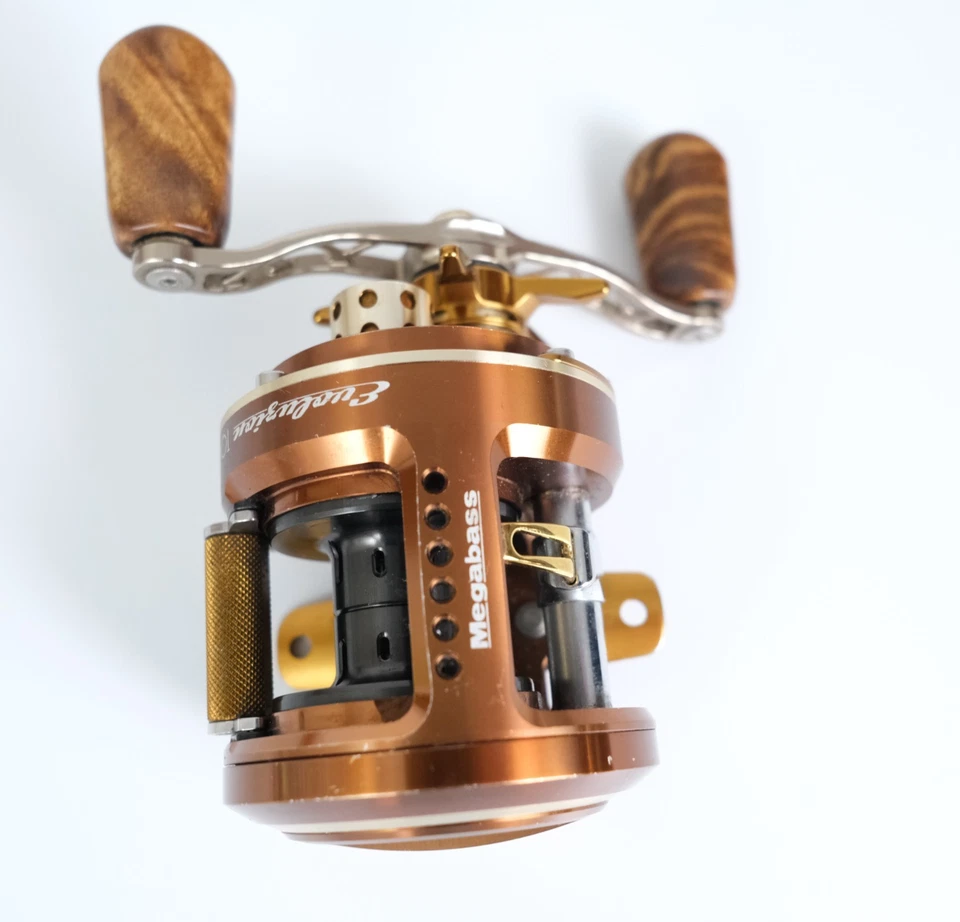 Megabass Monoblock Carrozzeria Evoluzion Limited Topaz 7.1:1, Livre, Supertuned - Image 4 of 4