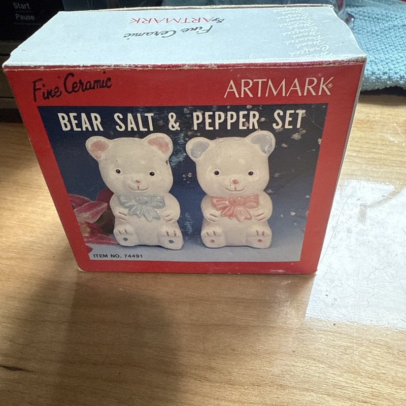 Bear Salt & Pepper Shakers, Ceramic, Artmark, Item #74491