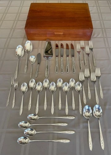 Awakening - Towle Sterling Silver Flatware Set For 4 Serving 34 Pieces, Wood Box