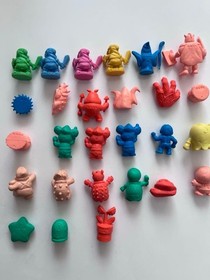 Famicom characters: Zelda, Mario, Mappy, etc.