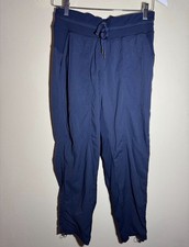 Lululemon Dance Studio Crop 25 True Navy Size 6 EUC