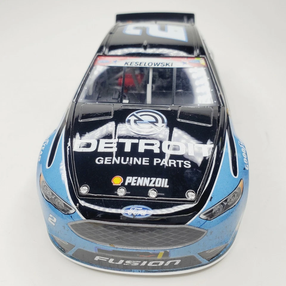 Lionel NASCAR 2016 Brad Keselowski #2 Coke Zero Detroit Win Model 1/24 EXCELLENT - Image 3 of 4