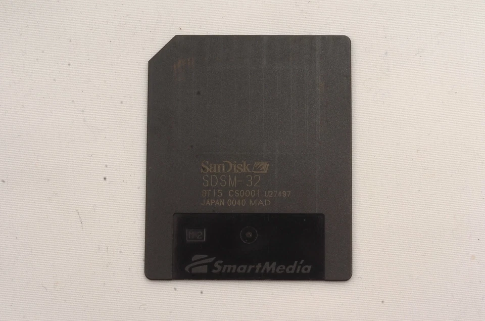 @SakuraDo Camera @ Rare @ Vintage SanDisk 32MB Smart Media SDSM-32 Made in Japan - Image 2 of 2