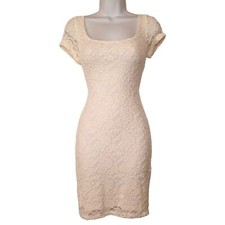 HEART & HIPS Cream Floral Lace Short Sleeve Stretchy Bodycon Mini Dress S NWT