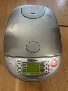 Zojirushi NP-HBC18 - DEAD - parts only! - sold AS IS