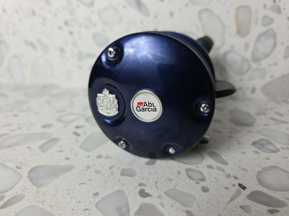 Abu Garcia C4 - 4600C4 High Speed Ambassadeur Blue-Fast Cast Round