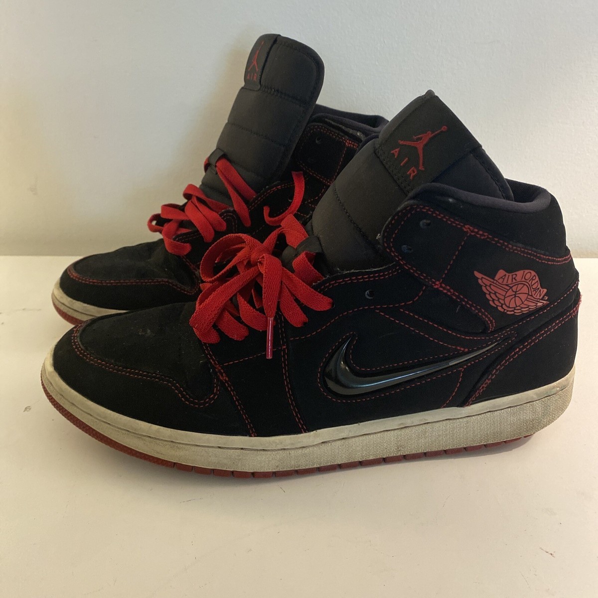 Air Jordan 1 Mid Black Red Fearless Come Fly With Me Men\'s Mid Top Size 11.5 Jordan 1 Mid Come Fly With Me | eBay main image 2