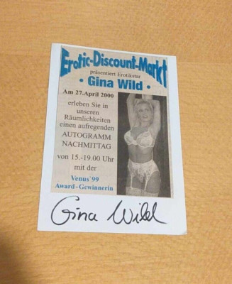 GINA WILD *Erotik*, original signed Autographcard 10x15 cm (2)