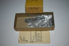 HO Scale Lee Town 432-3203  Mack Hi-Cab Firetruck Kit C47946