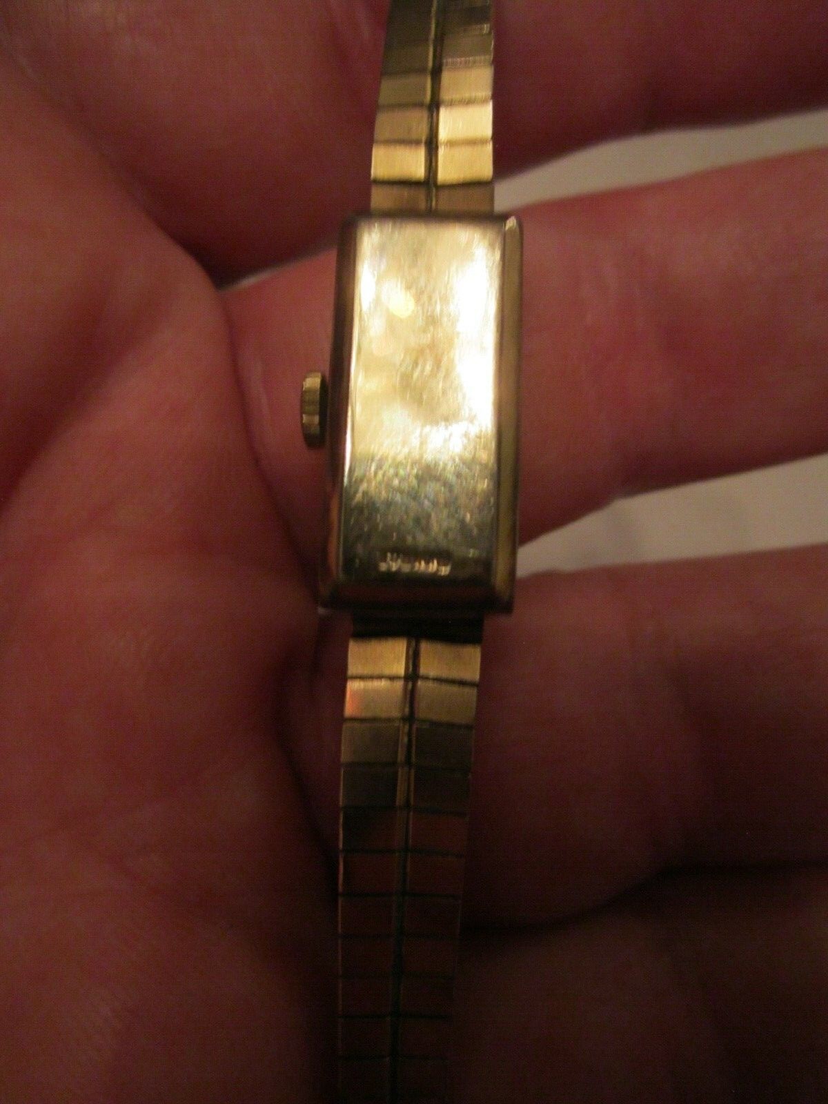 VINTAGE LA MARQUE 17 JEWEL INCABLOC WATCH 10K GOLD FILLED WIND UP
