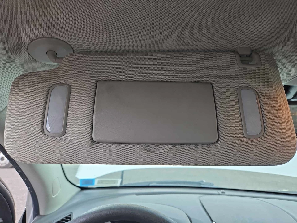 Used Left Sun Visor fits: 2010 Chevrolet Equinox Left Grade A - Image 3 of 4